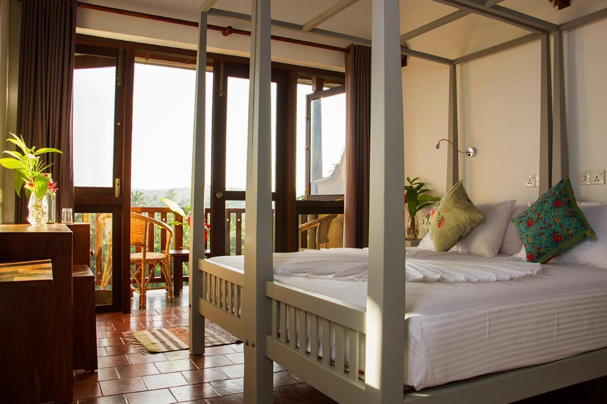 Sri Yoga Shala Bed & Breakfast Unawatuna Exterior foto
