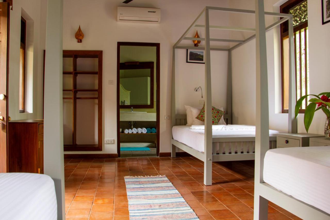 Sri Yoga Shala Bed & Breakfast Unawatuna Exterior foto